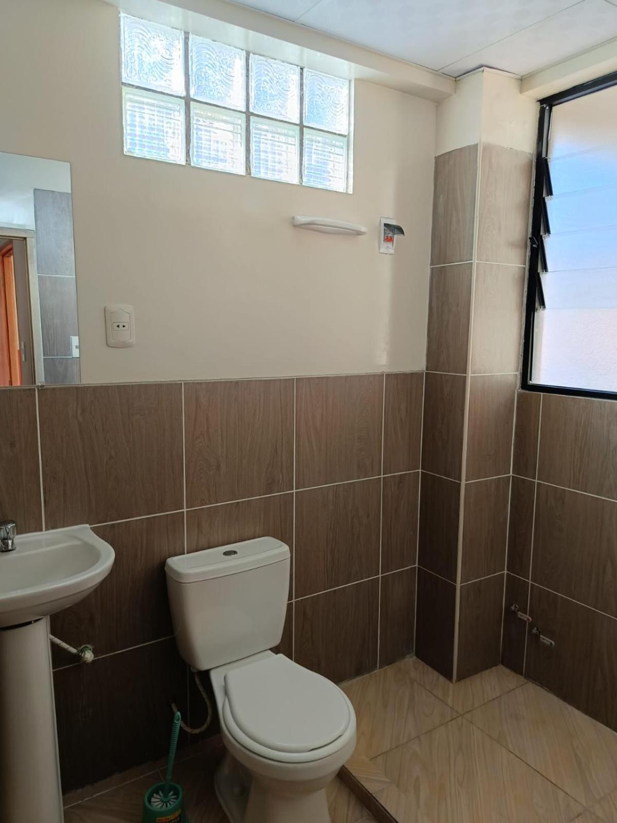 Appartement Jhonyximena à Copacabana  Extérieur photo